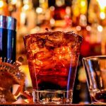 BOCÍ D'INICIACIÓ A LA COCTELERÍA CLÀSSICA (grup 2)